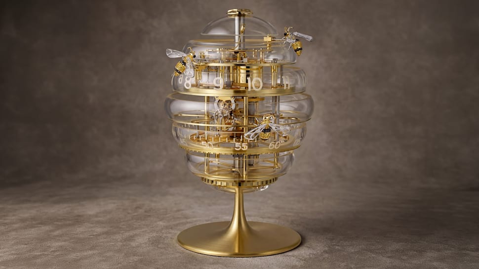 ساعة الطاولة بيهايف